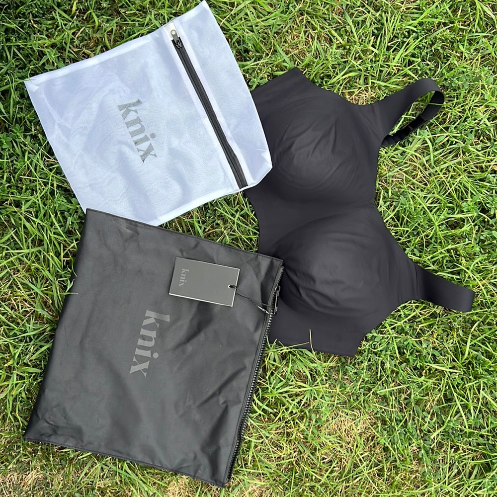 New - Knix high impact Catalyst sports bra size 7+\ DD
